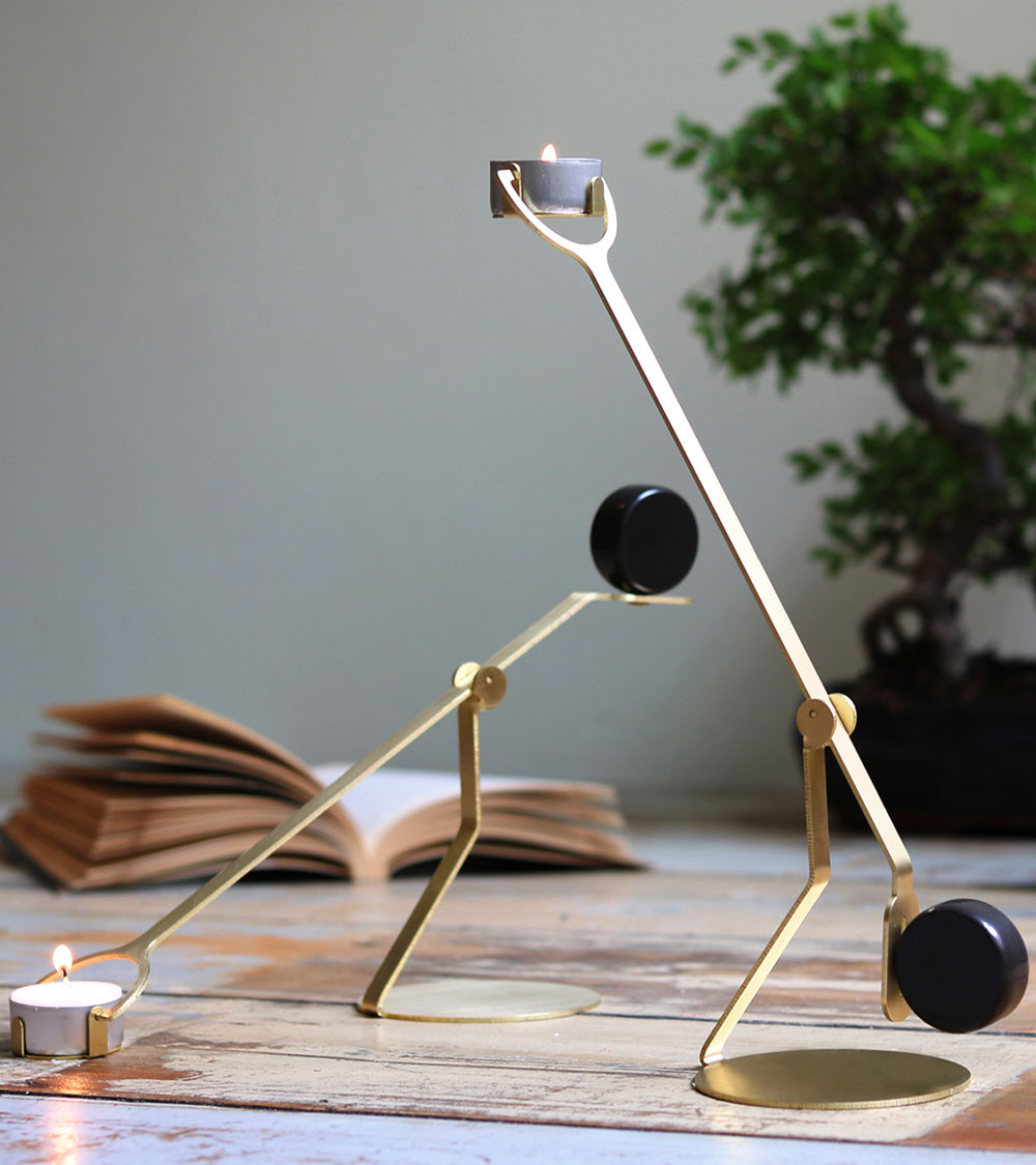 Bougeoir design The Rising Balance | Maison du bougeoir