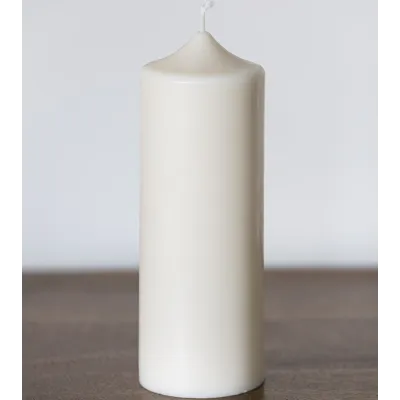 Bougie en cire de colza Ø 7 cm H 18,5 cm, fabrication artisanale sur table en bois