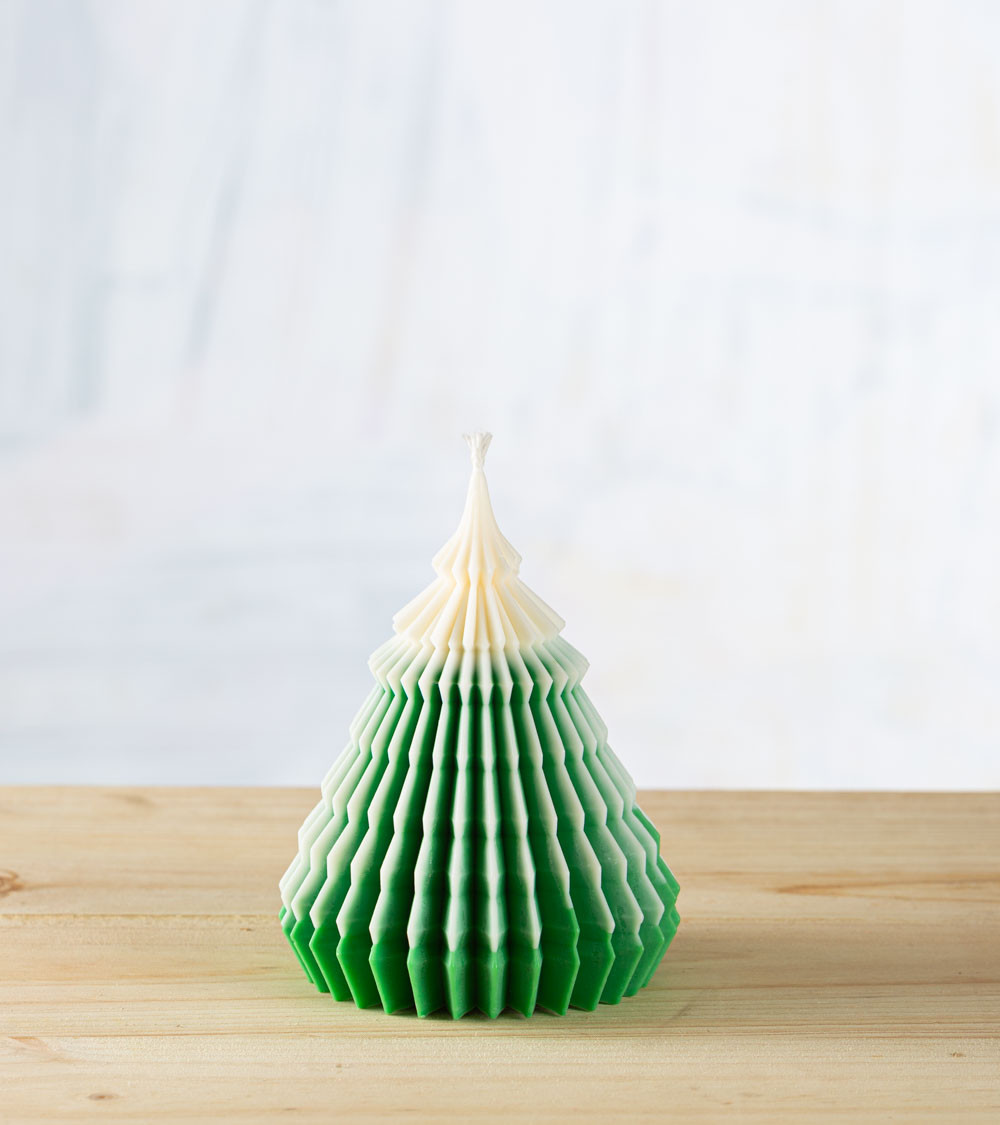 Bougie sapin artisanale en cire de colza, verte, Ø 10 cm H 14 cm, bougie naturelle et décoration de Noël
