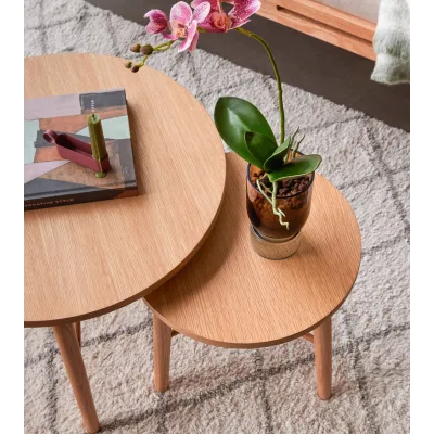 Bougeoir avec une orchidée sur table - Crée une atmosphère cosy et chaleureuse avec une touche de nature