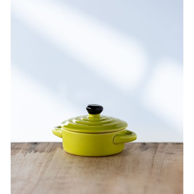 Bougie cocotte fermée, coloris vert citron vibrant