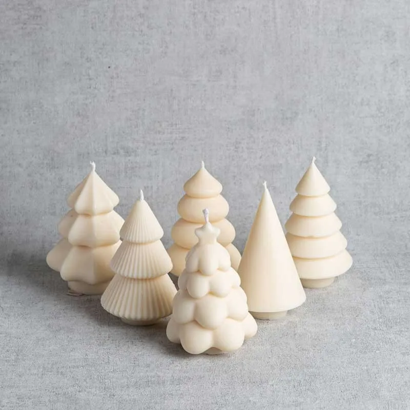 Ensemble de 6 bougies sapins de Noël en cire végétale de colza, fabrication artisanale française.
