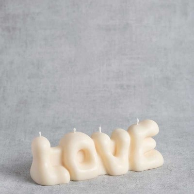 Bougie décorative Love en cire végétale de colza, création artisanale inclusive