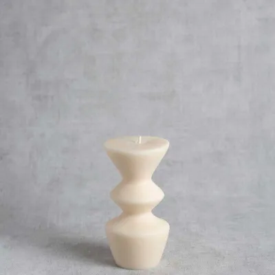 Bougie sculpturale Elémire en cire de colza naturelle, fabrication artisanale française