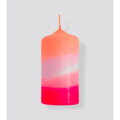 Bougie Dip Dye Flamingo Cake – Une explosion de couleurs artisanales pour illuminer vos événements.